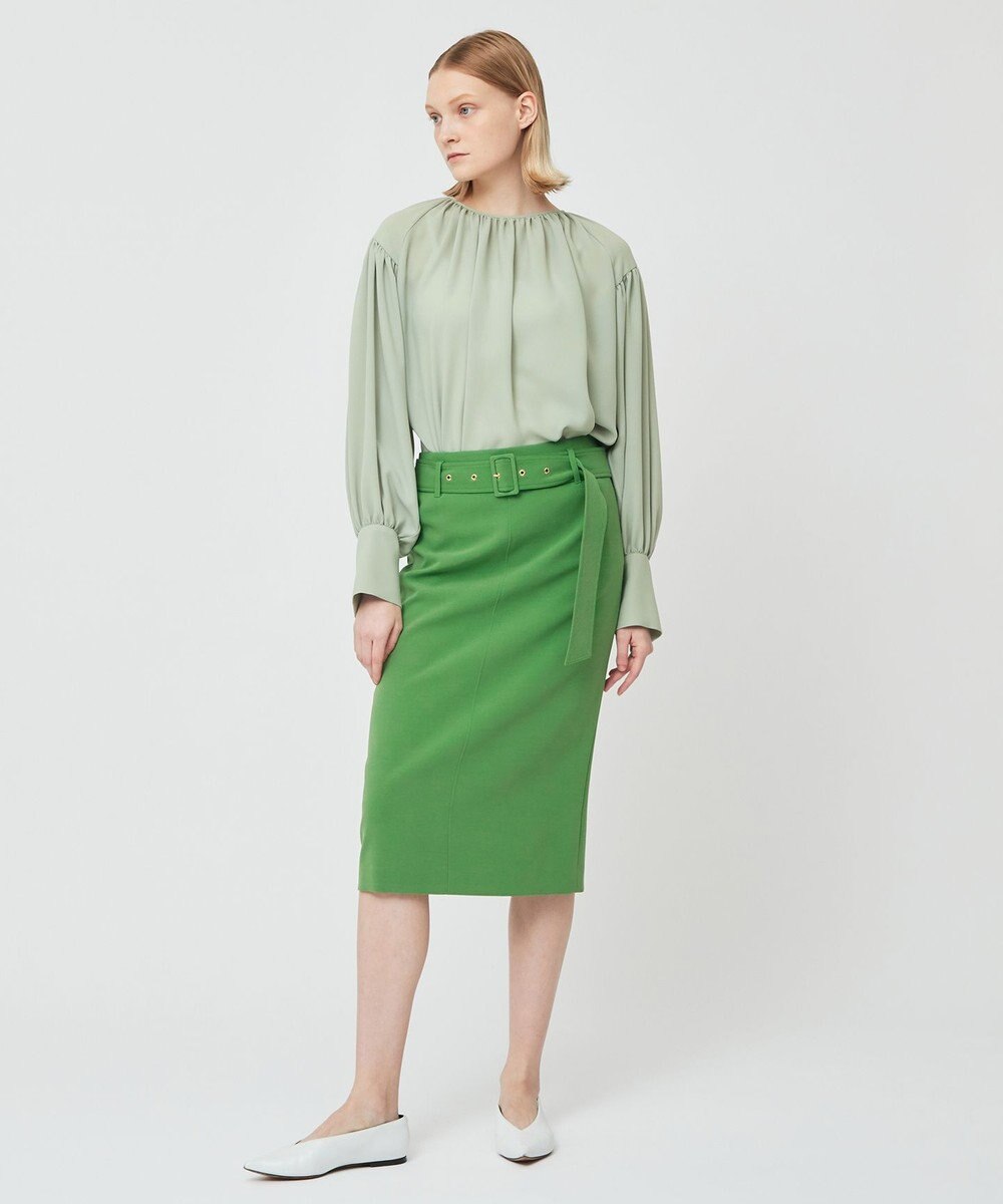 BEIGE， IRIS / ラウンドネックブラウス 