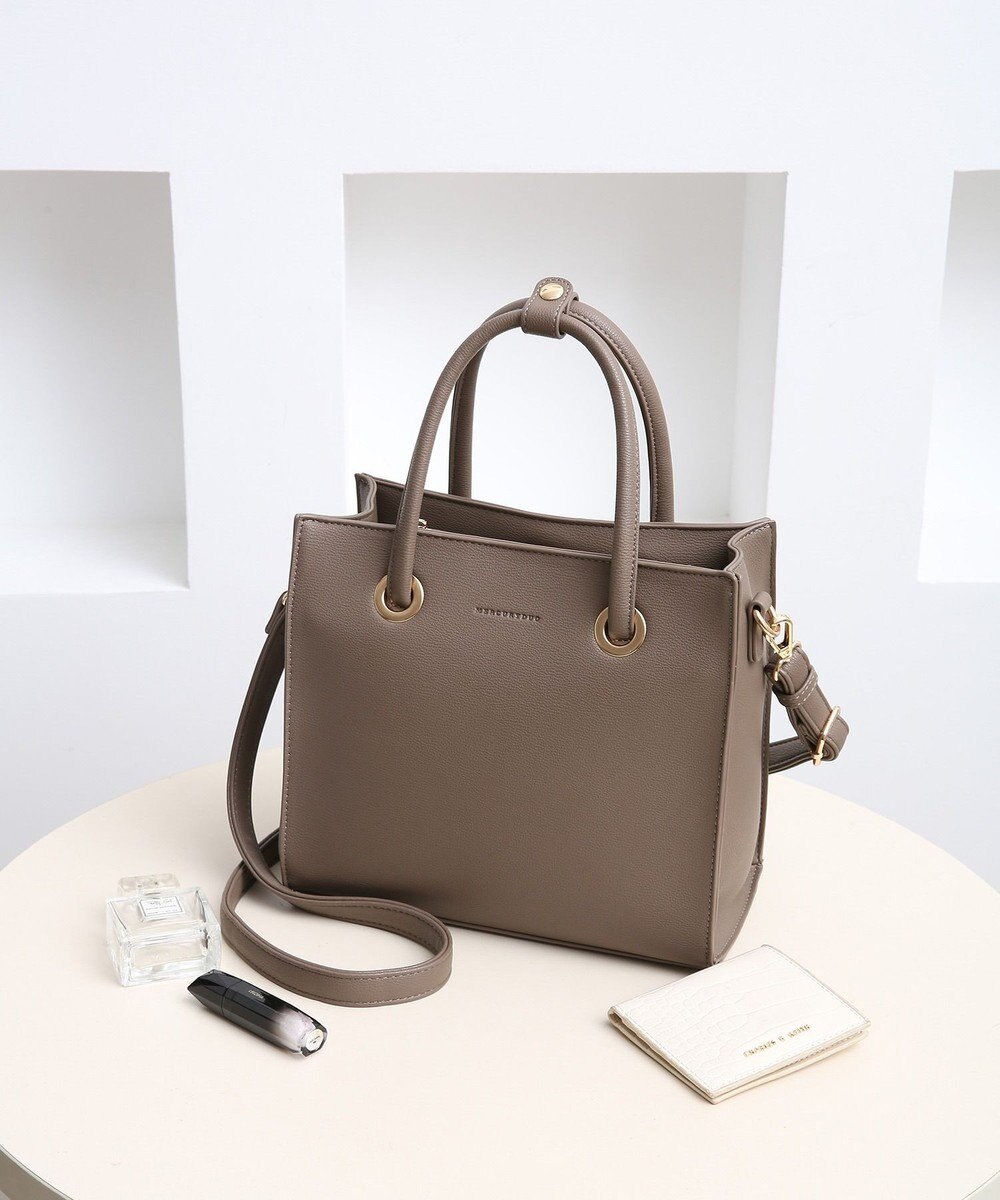 style code  【MERCURYDUO/マーキュリーデュオ】メタルアイレット　両アオリポケット　スクエアハンドバッグ 