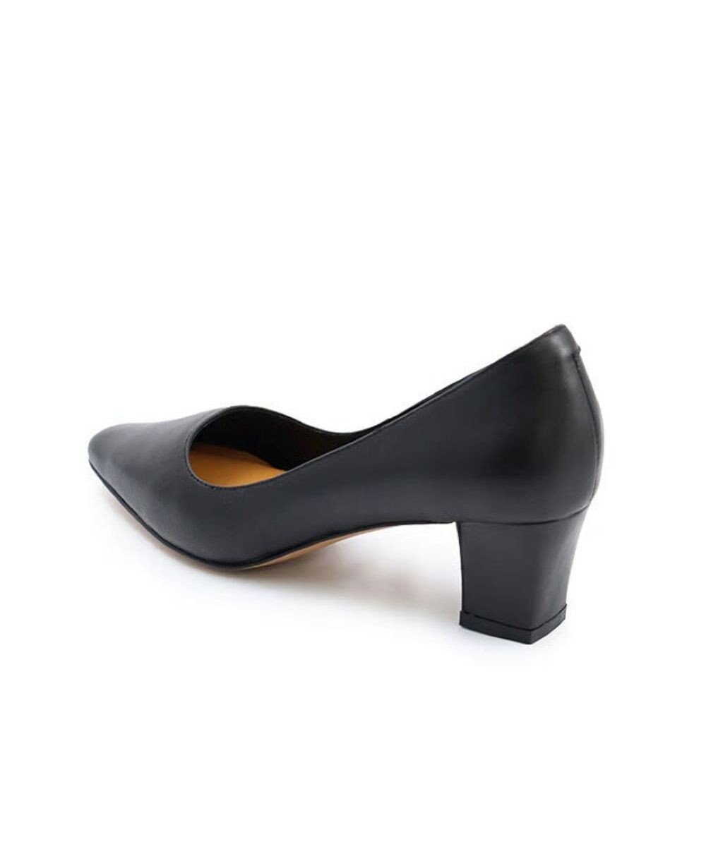 APOM スクエアトゥプレーンパンプス50 