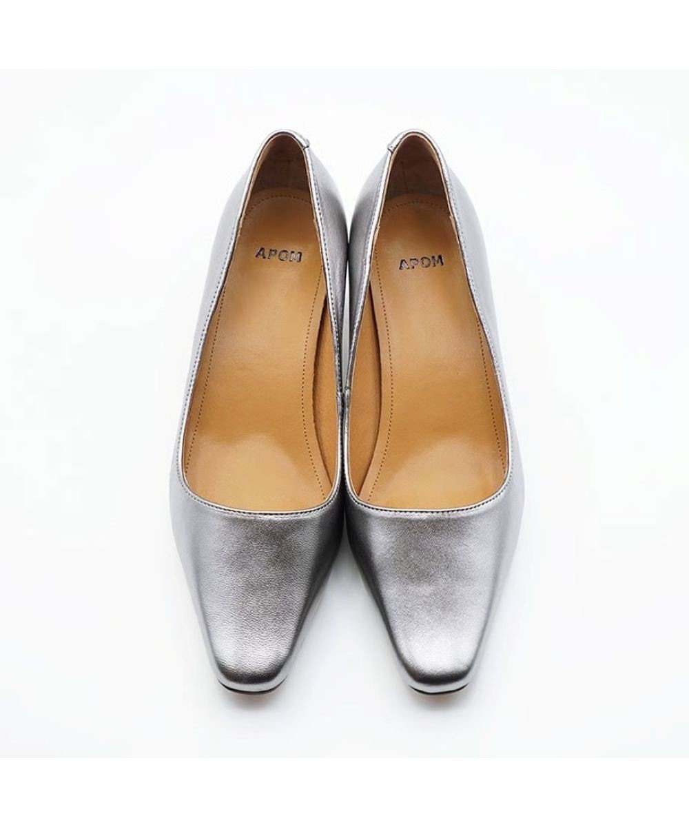 APOM スクエアトゥプレーンパンプス50 