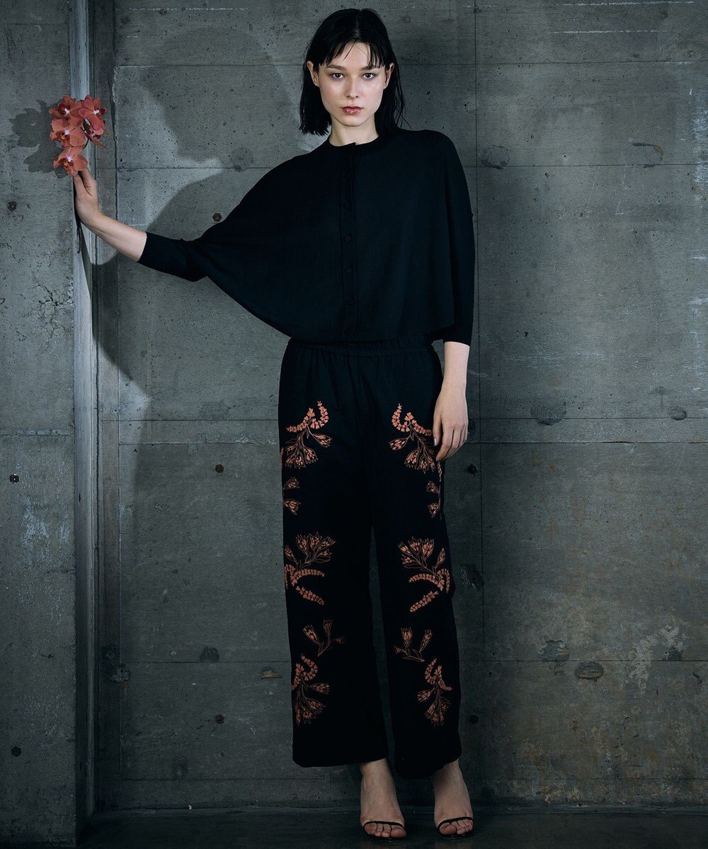 自由区 【カトリエムブーケ】Broderie a motifs floraux 刺繍パンツ 