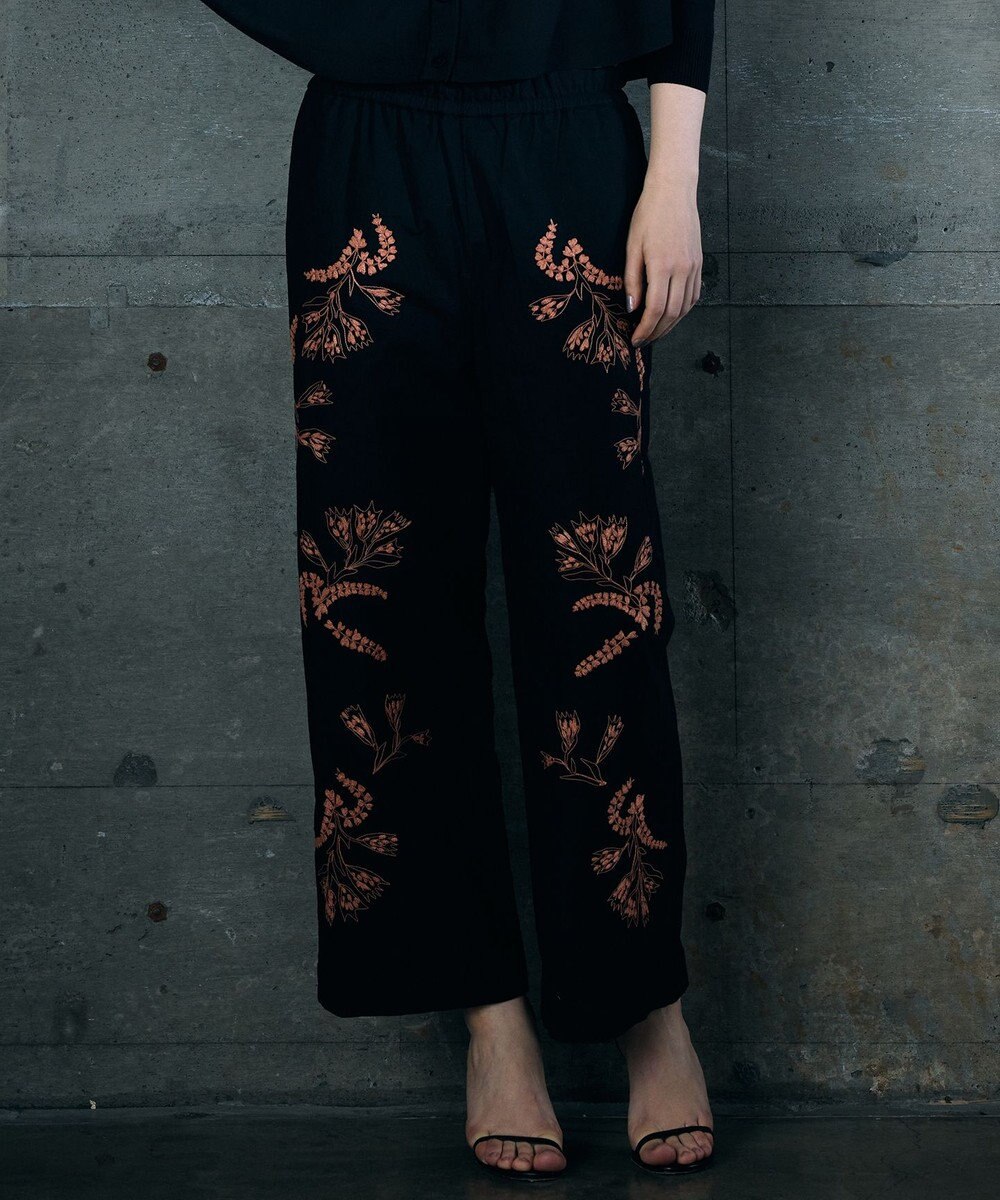 自由区 【カトリエムブーケ】Broderie a motifs floraux 刺繍パンツ 