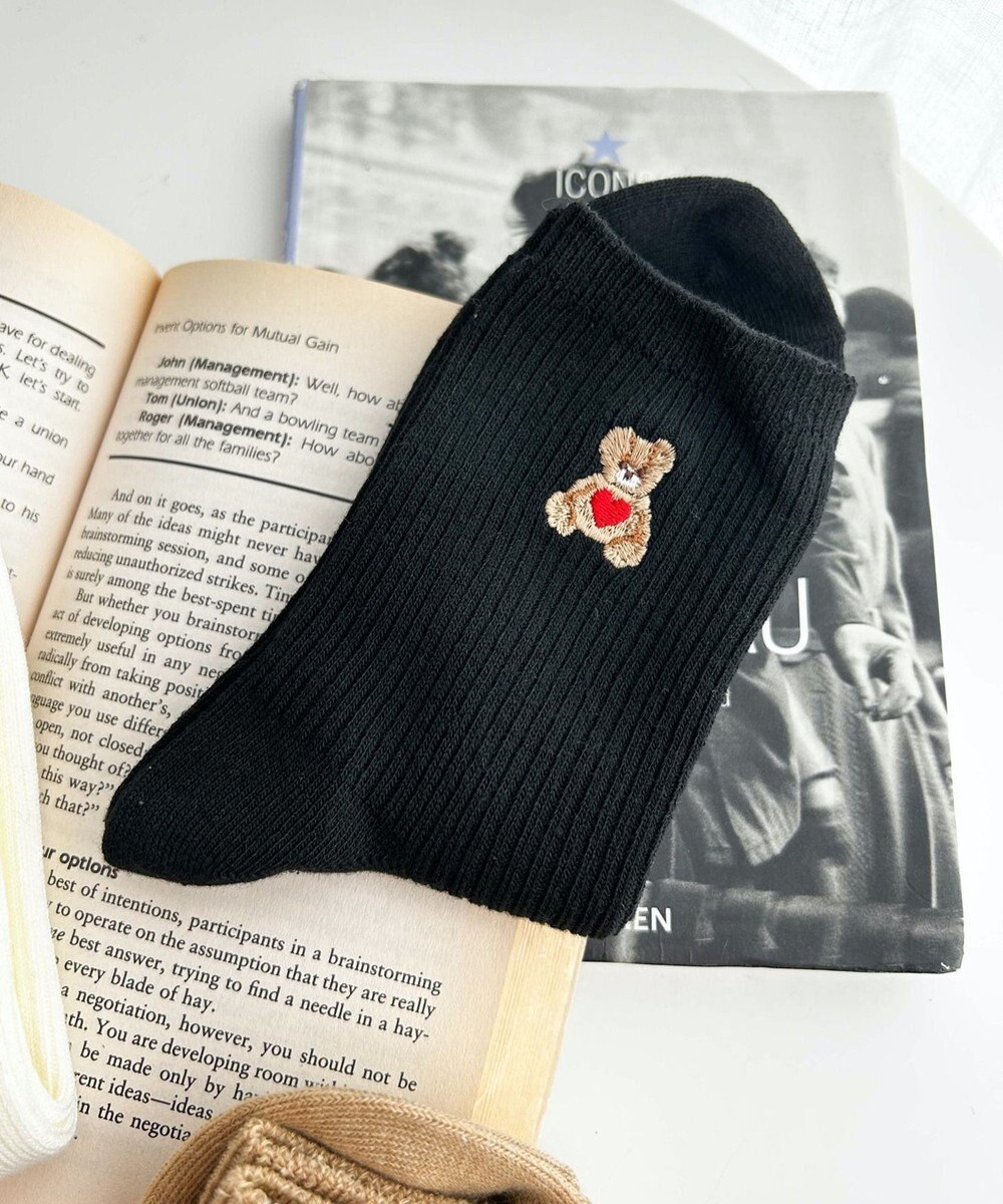 WEGO ハートクマ刺繍ソックス 