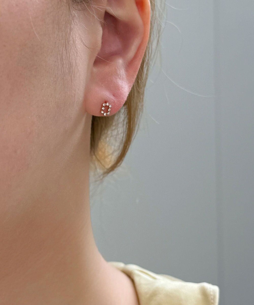 Phoebe 〈金属アレルギー対応〉タイニーレクタングルビジューピアス(片耳)　小粒/小さい/小さめ/セカンドホール 