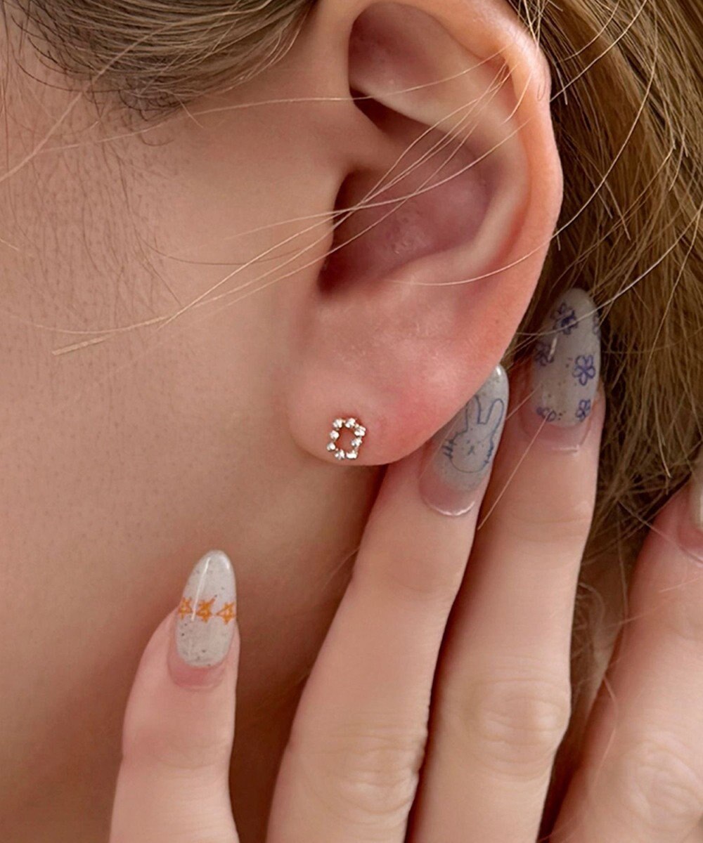 Phoebe 〈金属アレルギー対応〉タイニーレクタングルビジューピアス(片耳)　小粒/小さい/小さめ/セカンドホール 