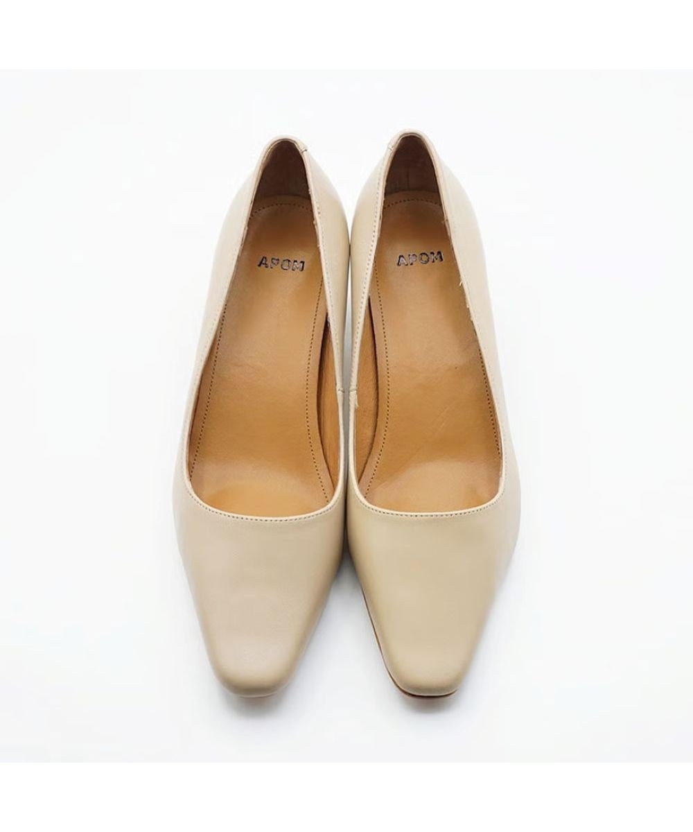 APOM スクエアトゥプレーンパンプス50 