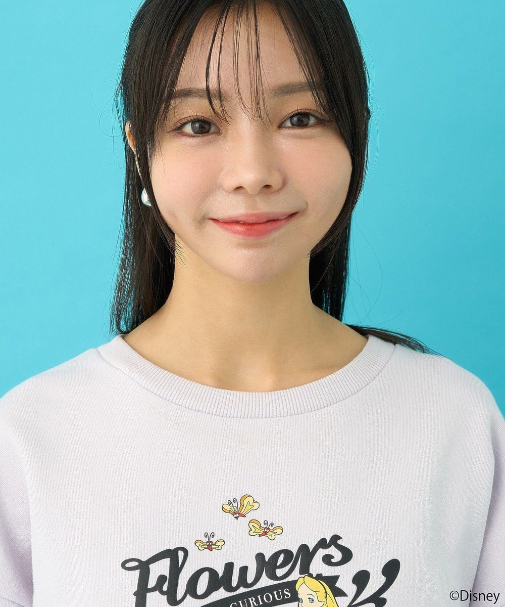 earth music&ecology ふしぎの国のアリス／ショート丈スウェット 