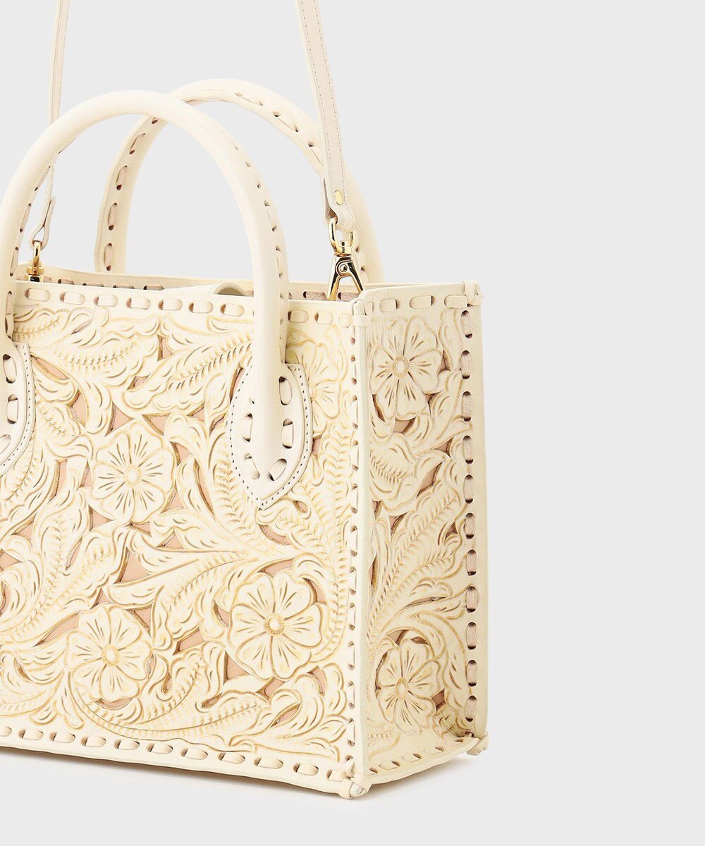 GRACE CONTINENTAL Square Cutbag 