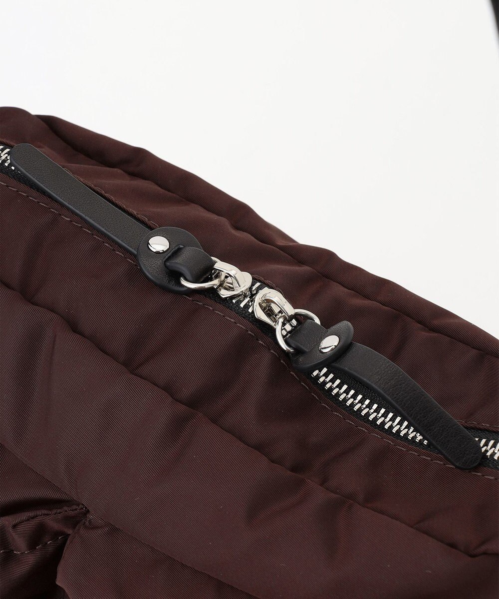 Y'SACCS ダブルポケットベーシックショルダー 