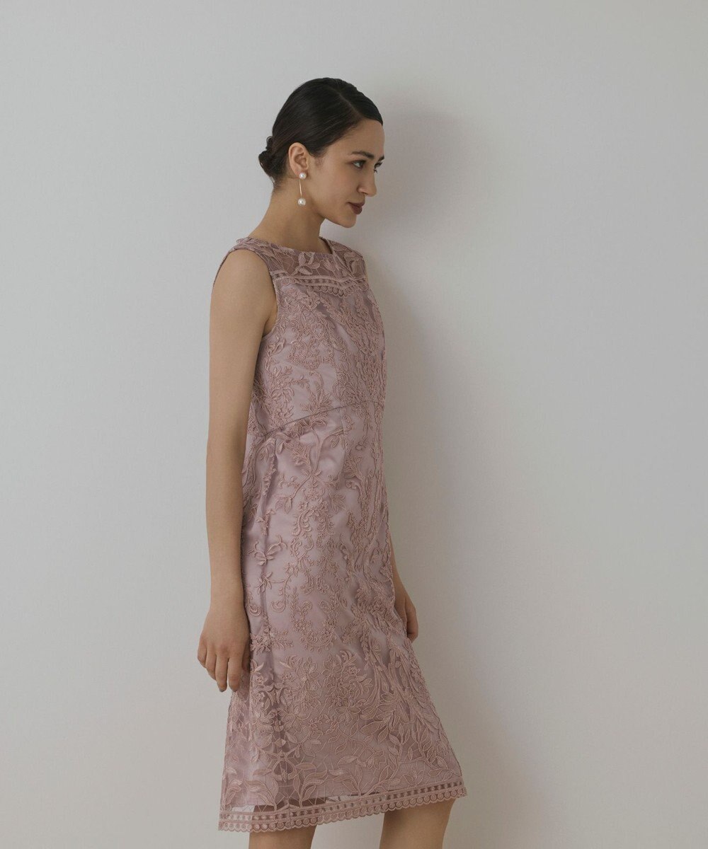 GRACE CONTINENTAL コ－ド刺繍タイトドレス 