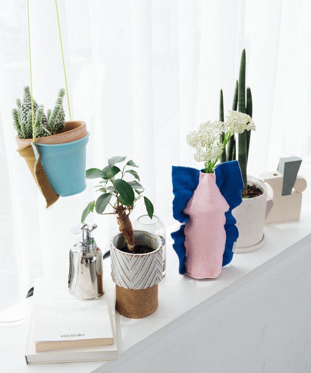 TRICOTE HANGING PLANT POT COVER S 