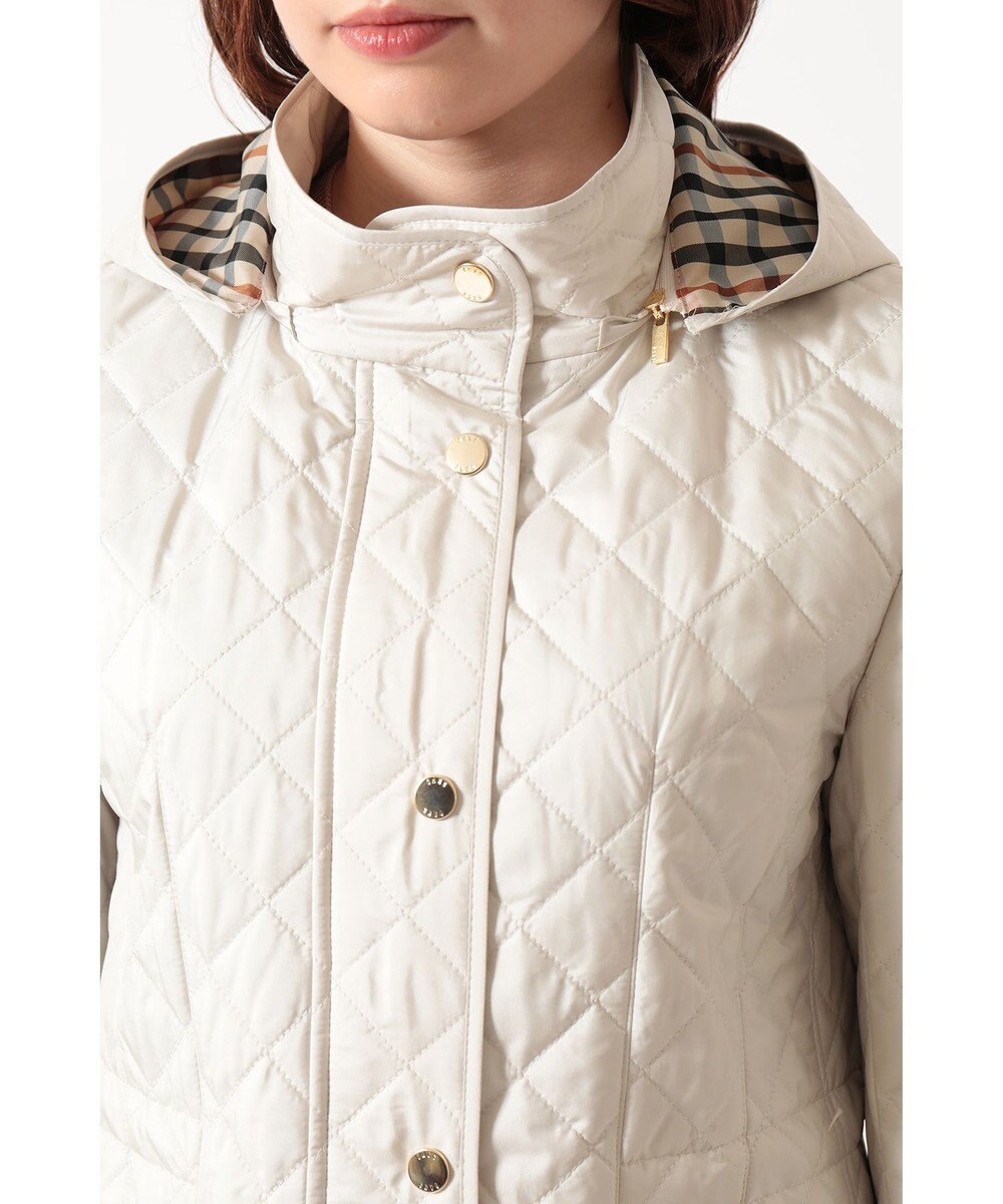 DAKS ライトウェイト フーデッドキルティングブルゾン 