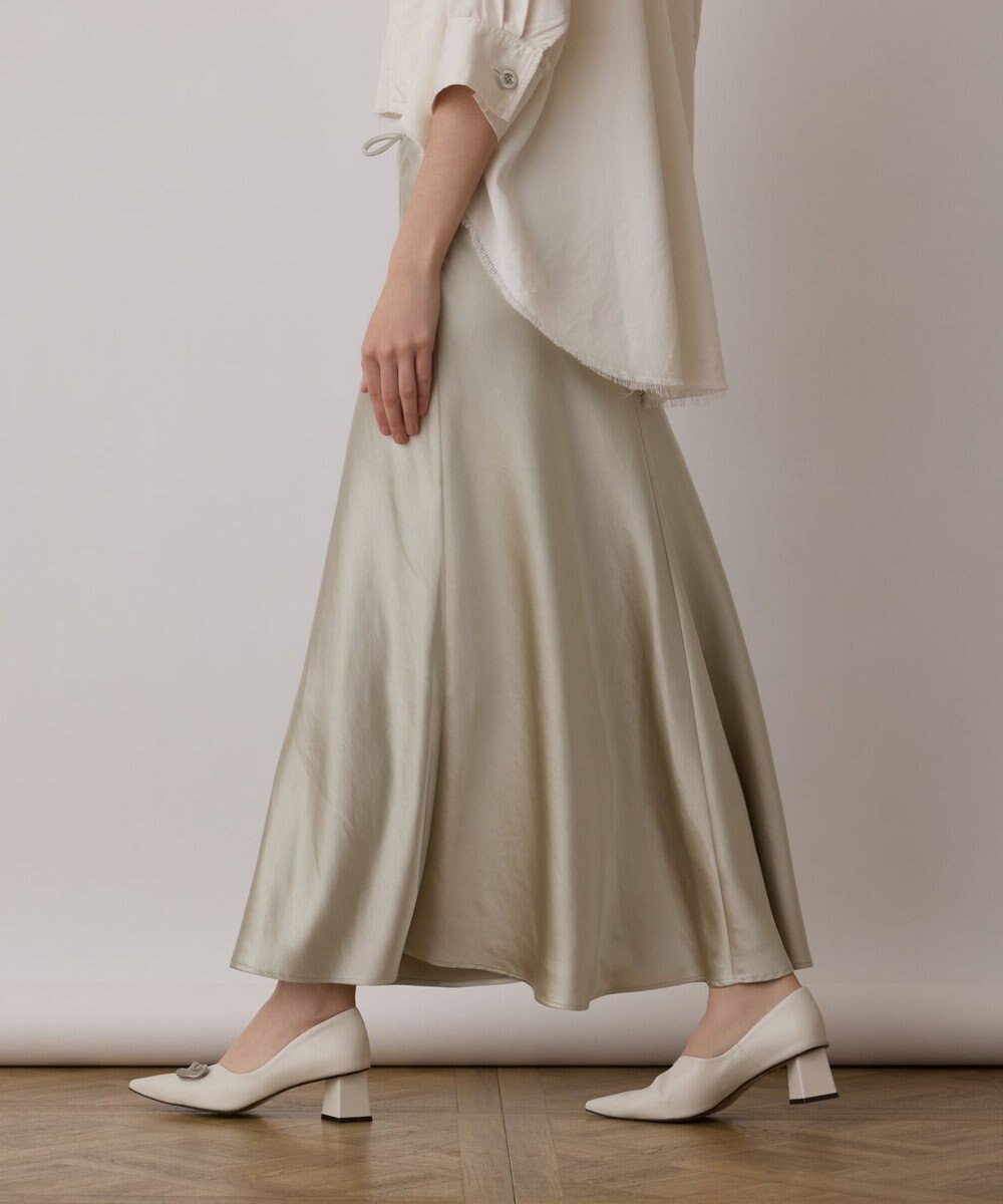 GRACE CONTINENTAL サテンストレッチイージースカート 