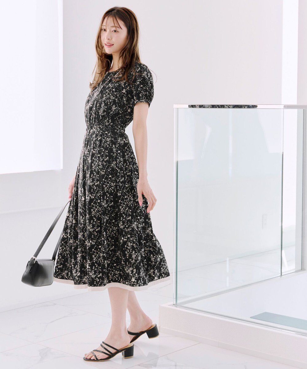 Tiaclasse 【袖が選べる・洗える】配色モノクロ花柄ワンピース 