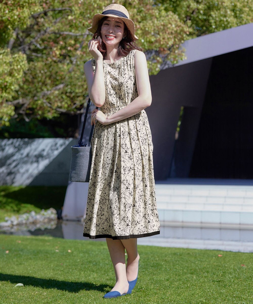 Tiaclasse 【袖が選べる・洗える】配色モノクロ花柄ワンピース 