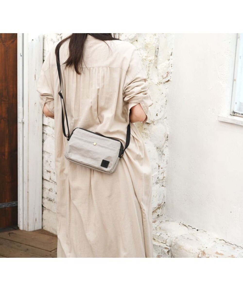 Regalo Felice 【雨でも安心 / お財布機能付き】ポシェット / REGALO 