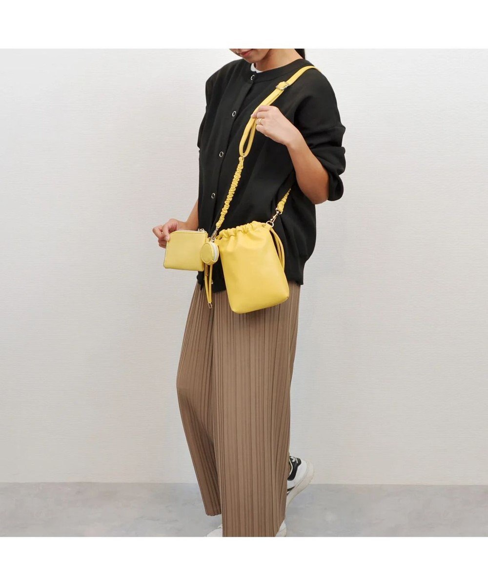 UNBILLION cachecache バンジーコード巾着スマホショルダー 