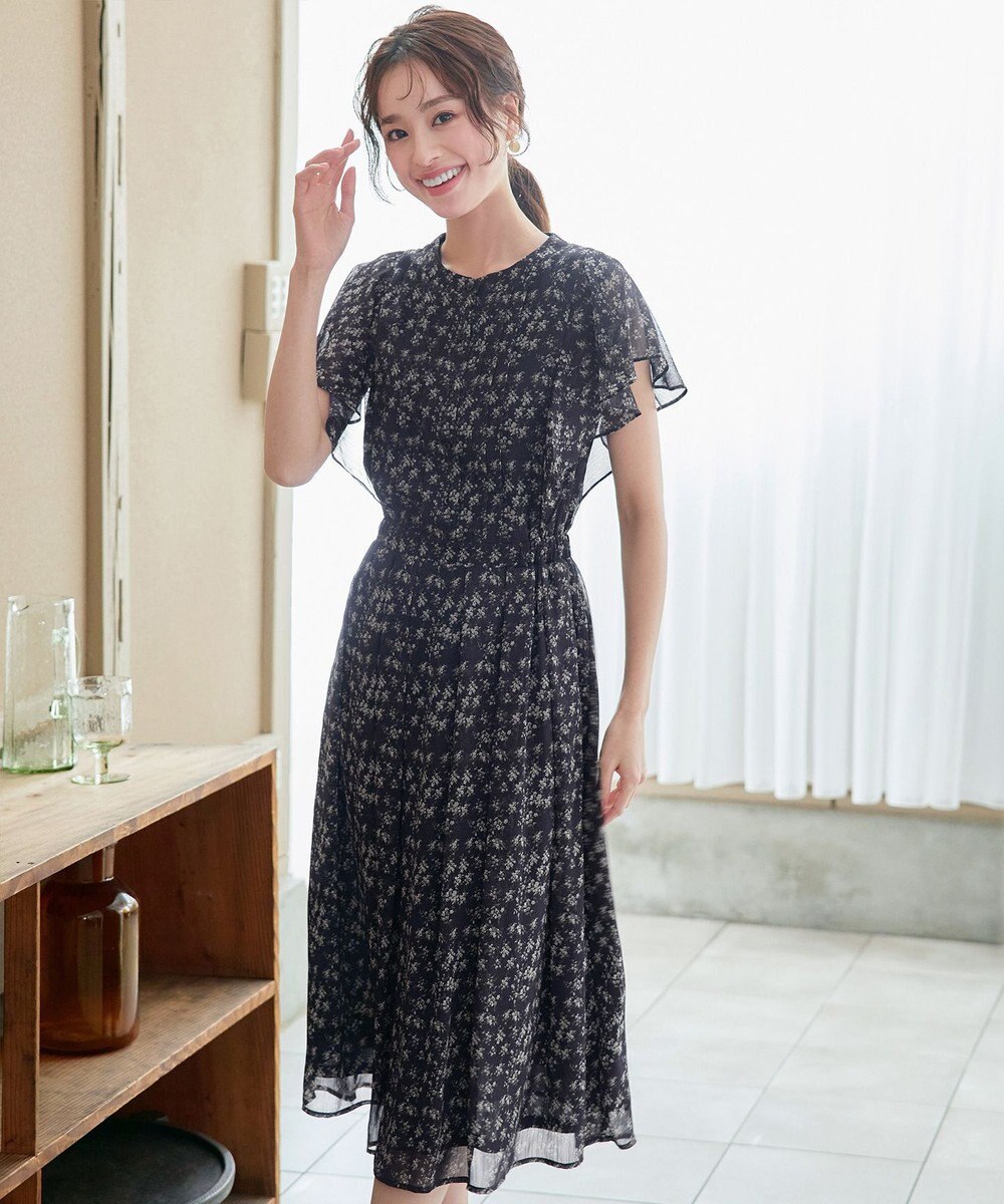 Tiaclasse 【小倉優子さん着用・洗える】フレアスリーブ柄ワンピース 
