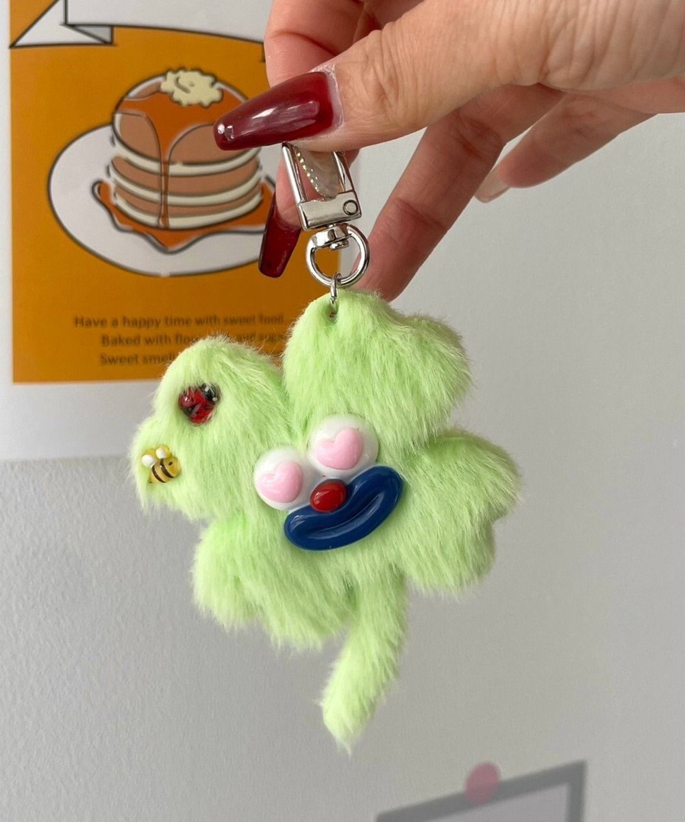 WEGO ハッピークローバーモンスターぬいぐるみキーホルダー 