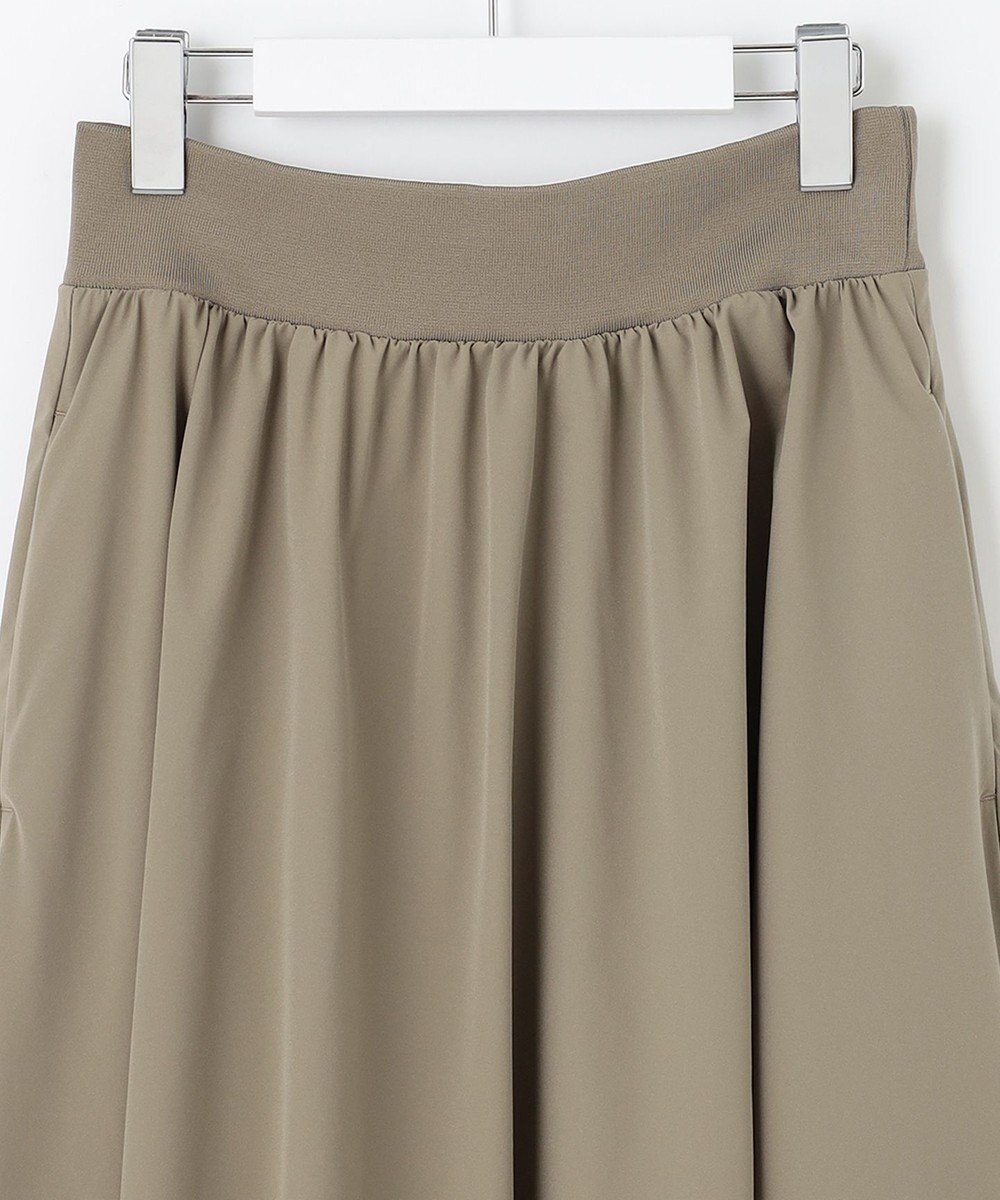 UNFILO 【撥水/ストレッチ/軽量】マジカル機能 ギャザースカート 