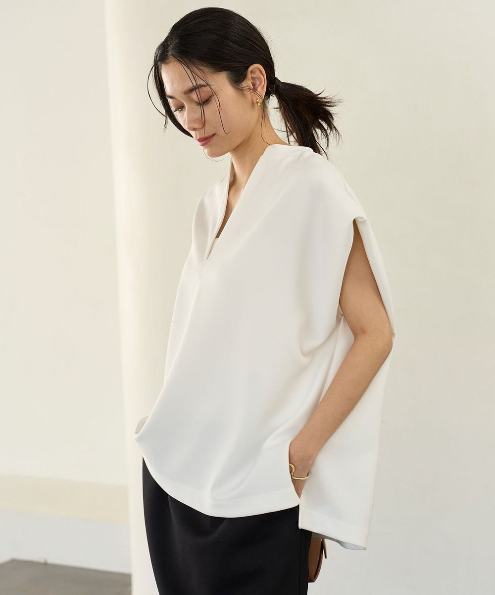 UNFILO BEAUTY FORM JERSEY Light キーネックトップス 
