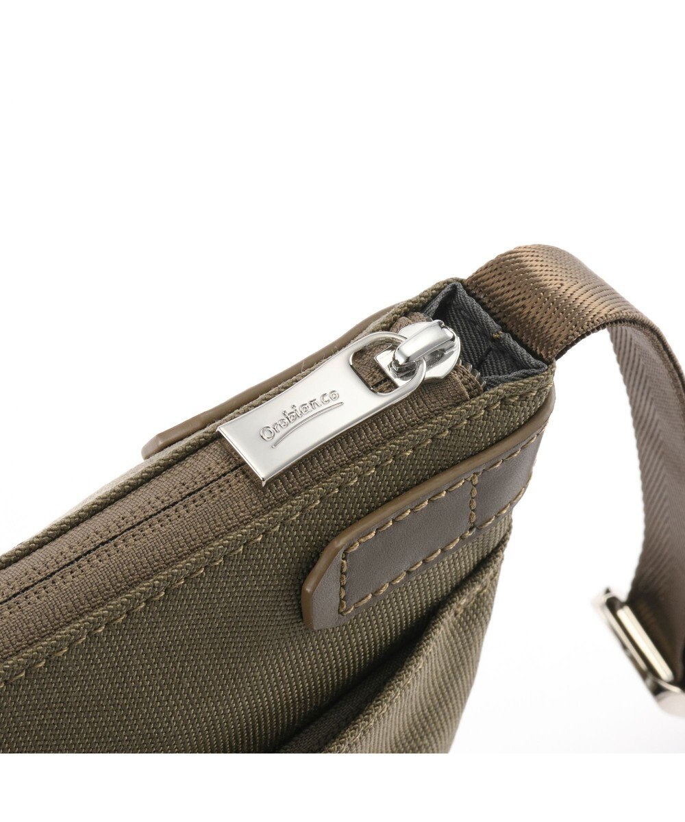 ACE BAGS & LUGGAGE Orobianco ピオニエーレ ショルダーバッグ 撥水加工 3L 330g 92931 オロビアンコ 