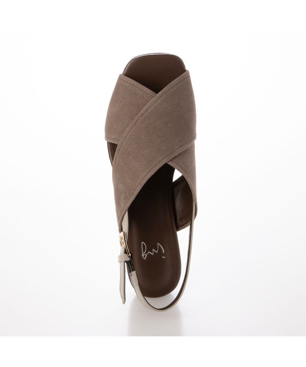 ing <ing>クロスベルトストラップサンダル 