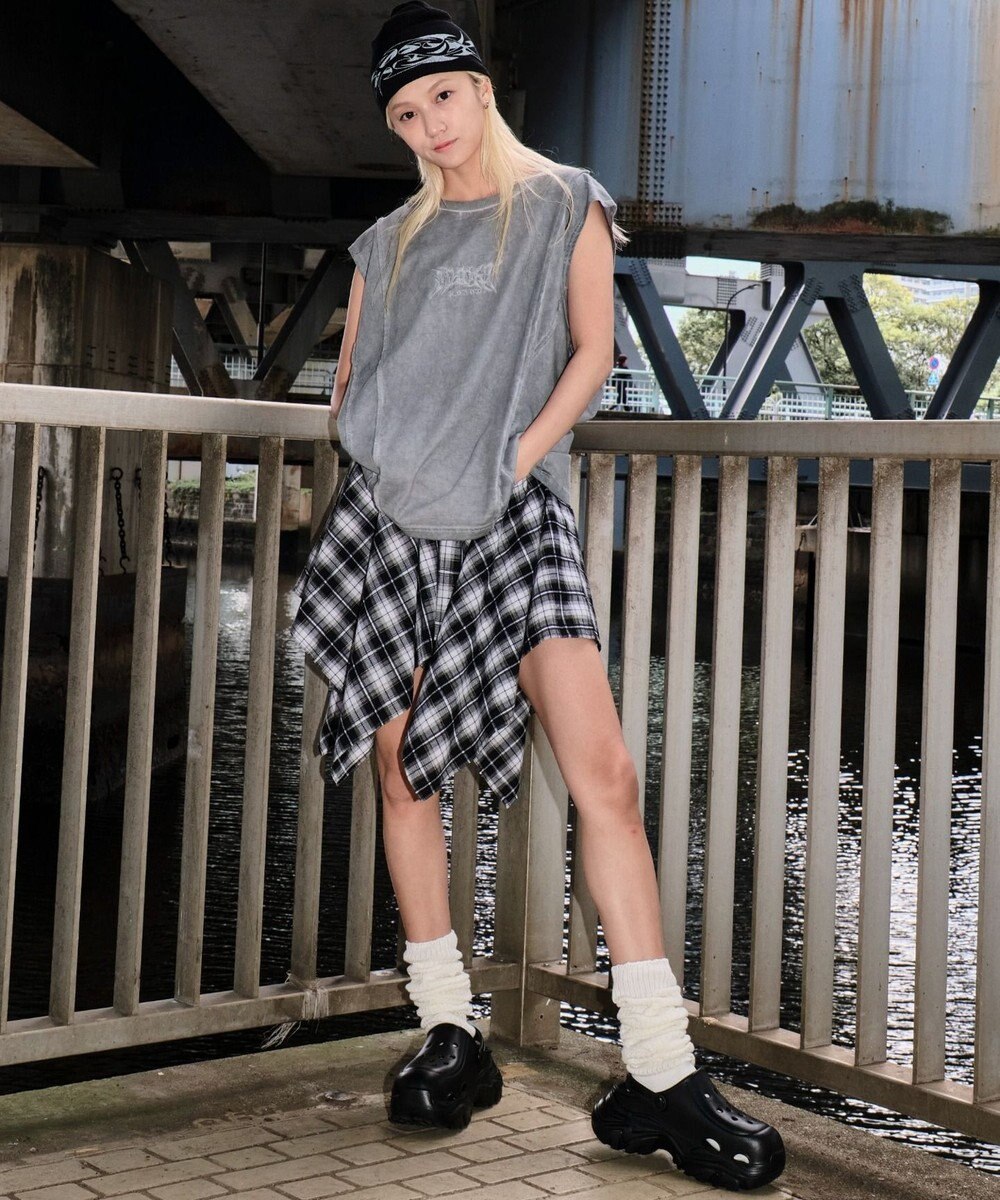 WEGO 【ユニセックス着用ITEM/MLサイズ展開】コールドダイスウィッチングロゴノースリーブ 