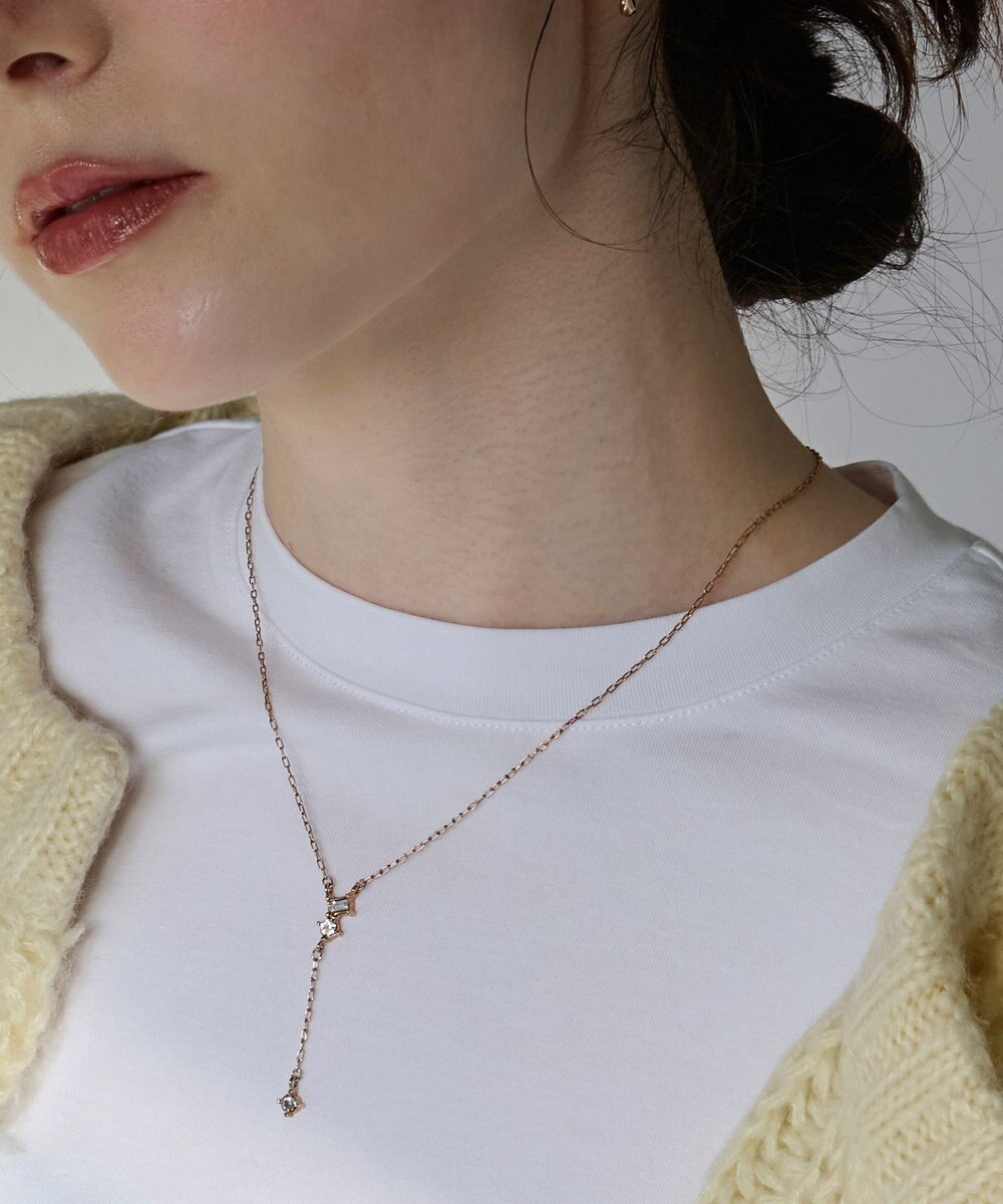 Phoebe 【金属アレルギー対応】ラディアンスビジューYラインネックレス　シャンパンゴールド 