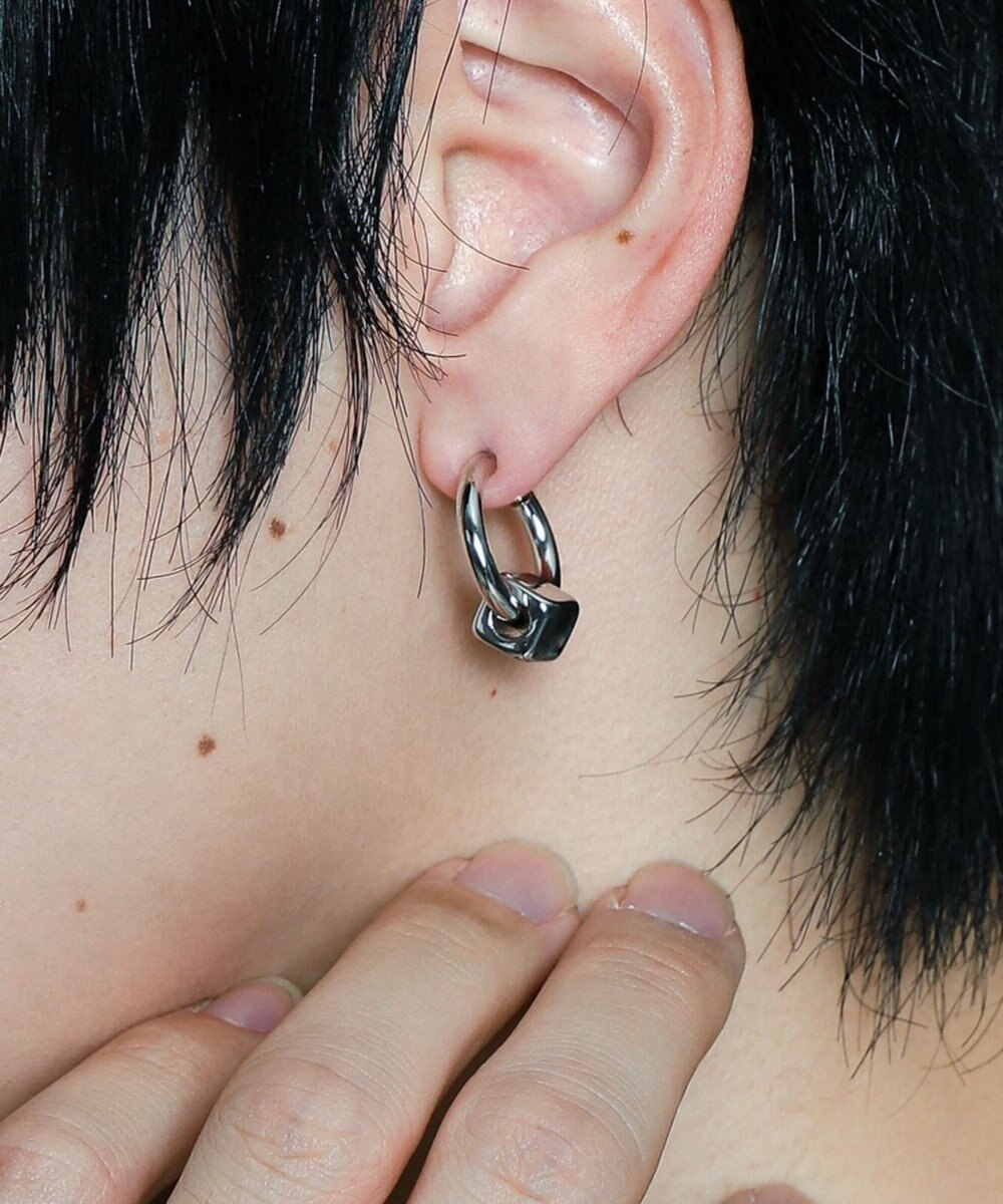 WEGO Mモチーフイヤリング 