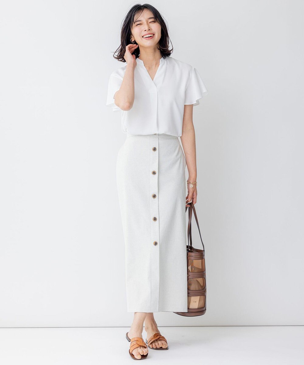 23区 【洗える】バックサテンアムンゼン 袖フリル キーネック ブラウス 