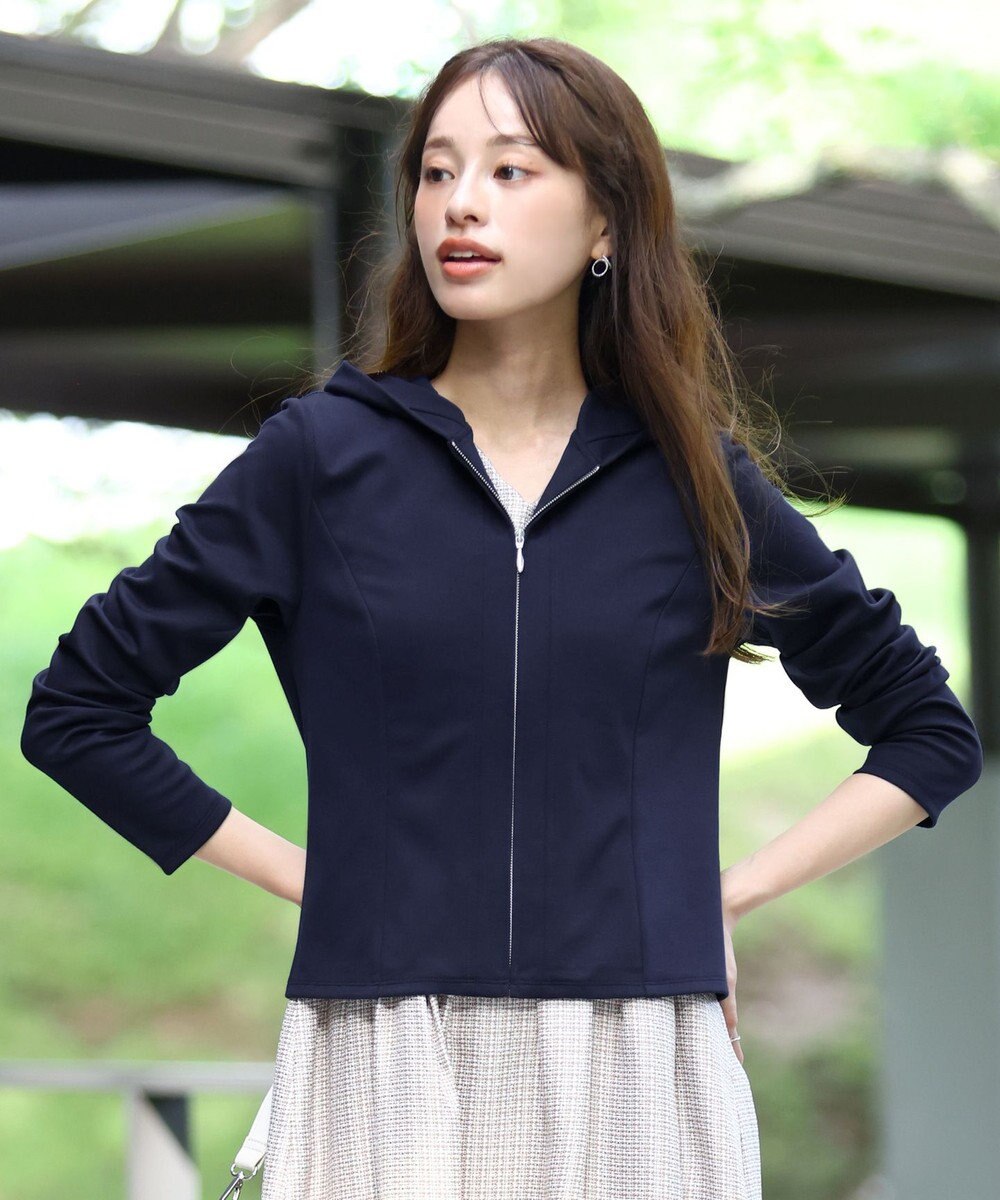 Tiaclasse 【UVカット・吸水速乾・洗える】 “きれい見え” カットソーラインフードパーカー 