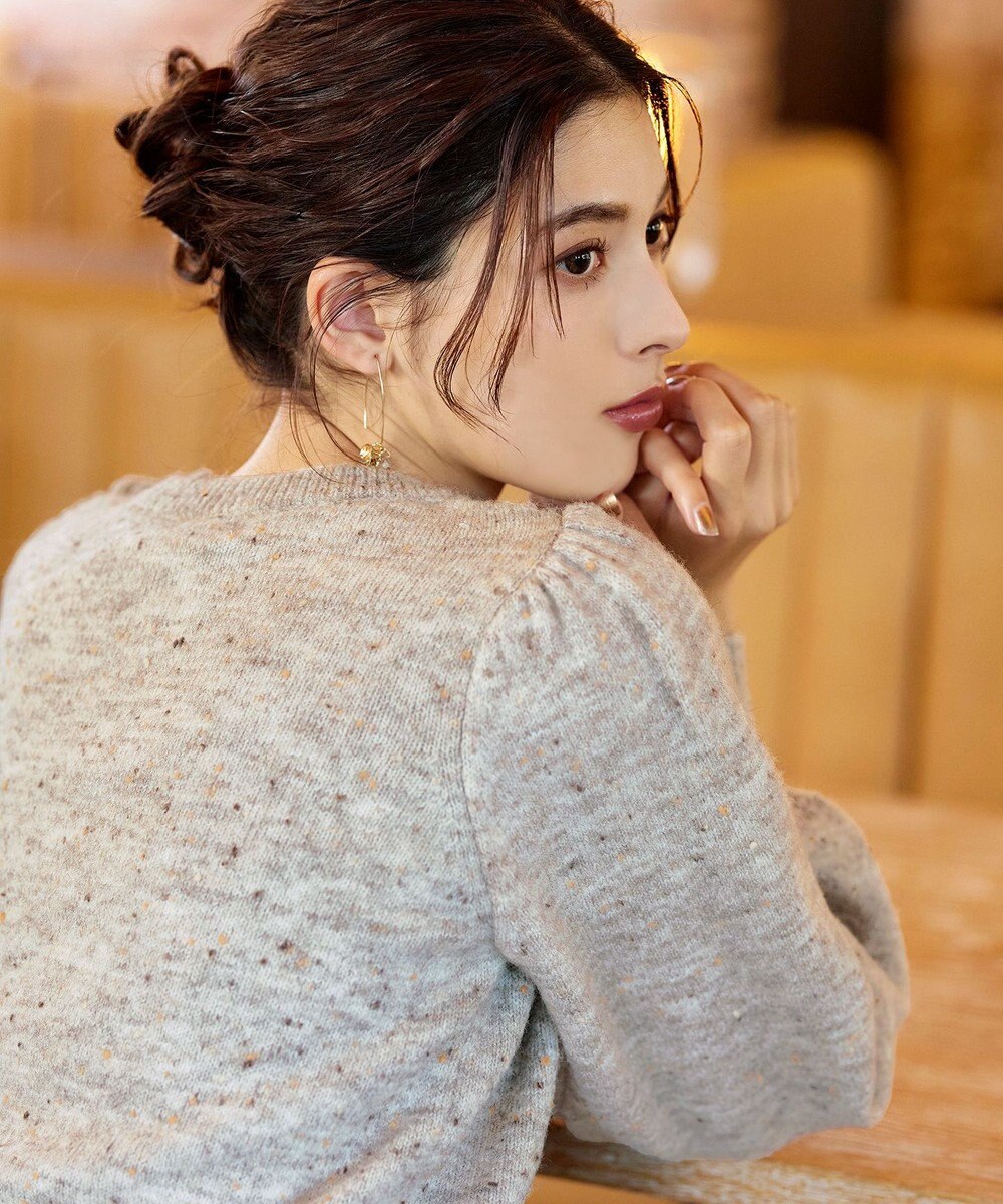 Tiaclasse L 【ウール混】パフスリーブファンシーヤーンニットトップス 