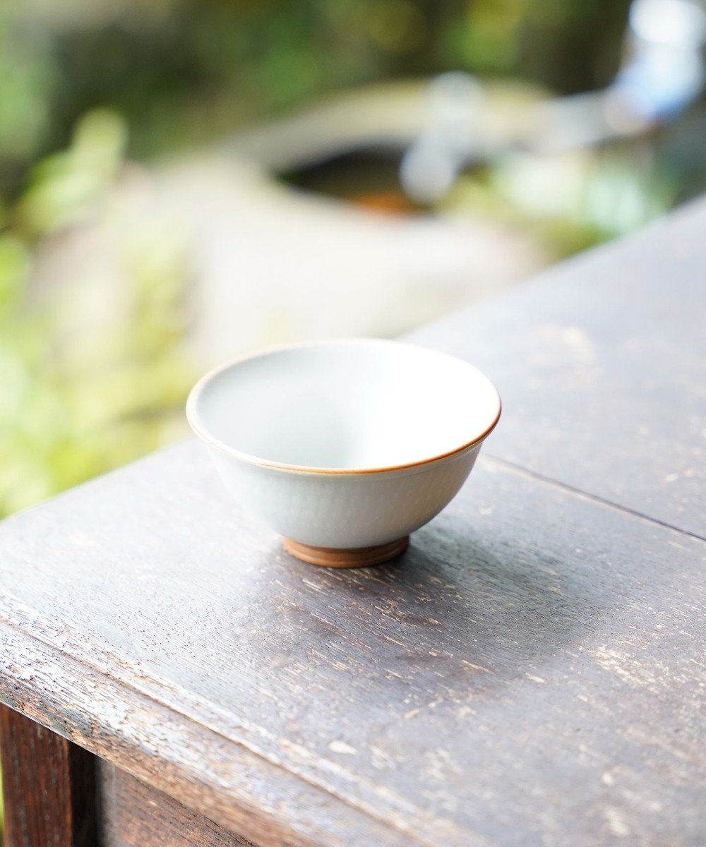 蘇嶐窯 白磁飛鉋 茶碗 （小） ホワイト