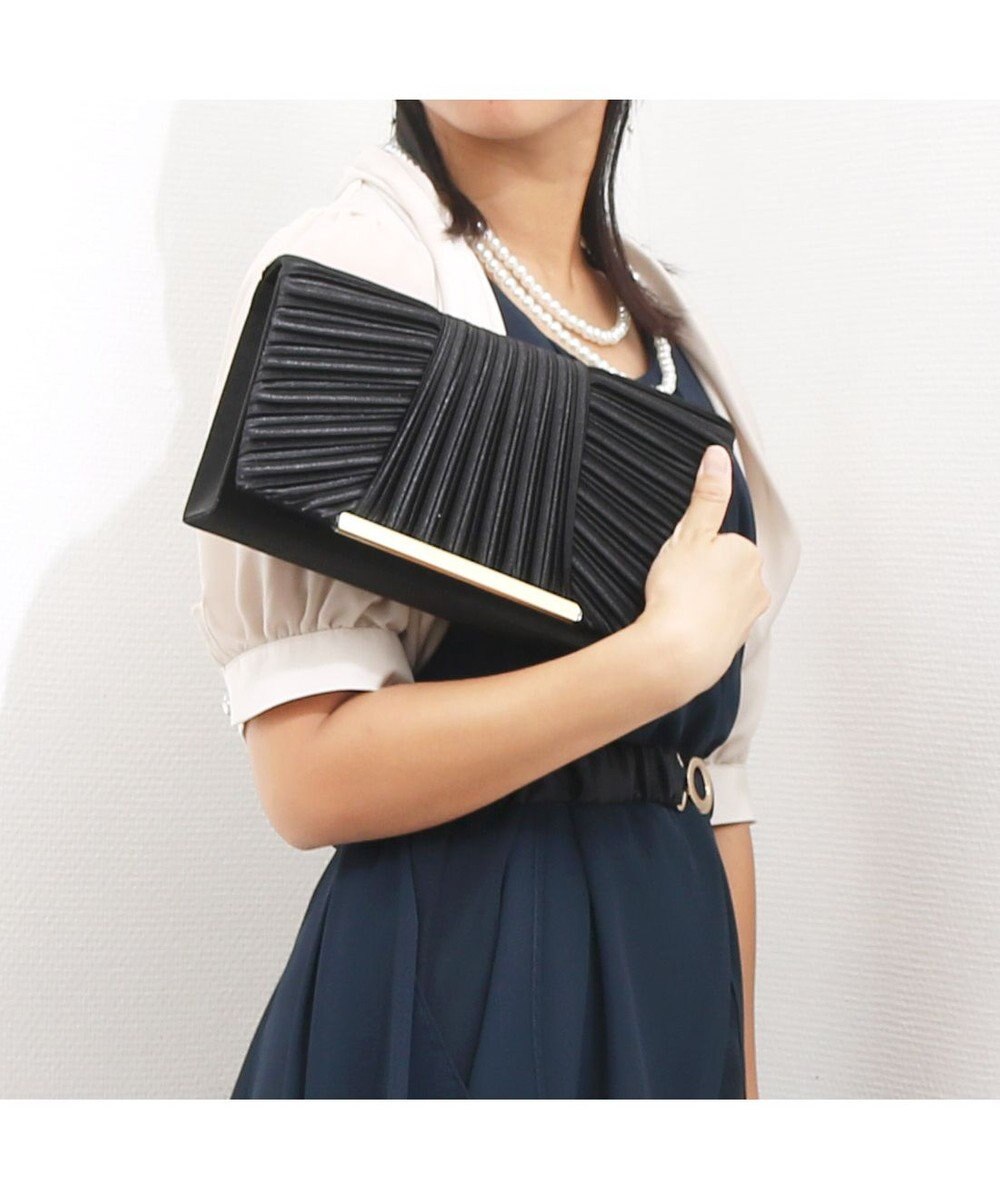 UNBILLION カシュカシュ cachecache / チェーンショルダー付きクラッチバッグ 