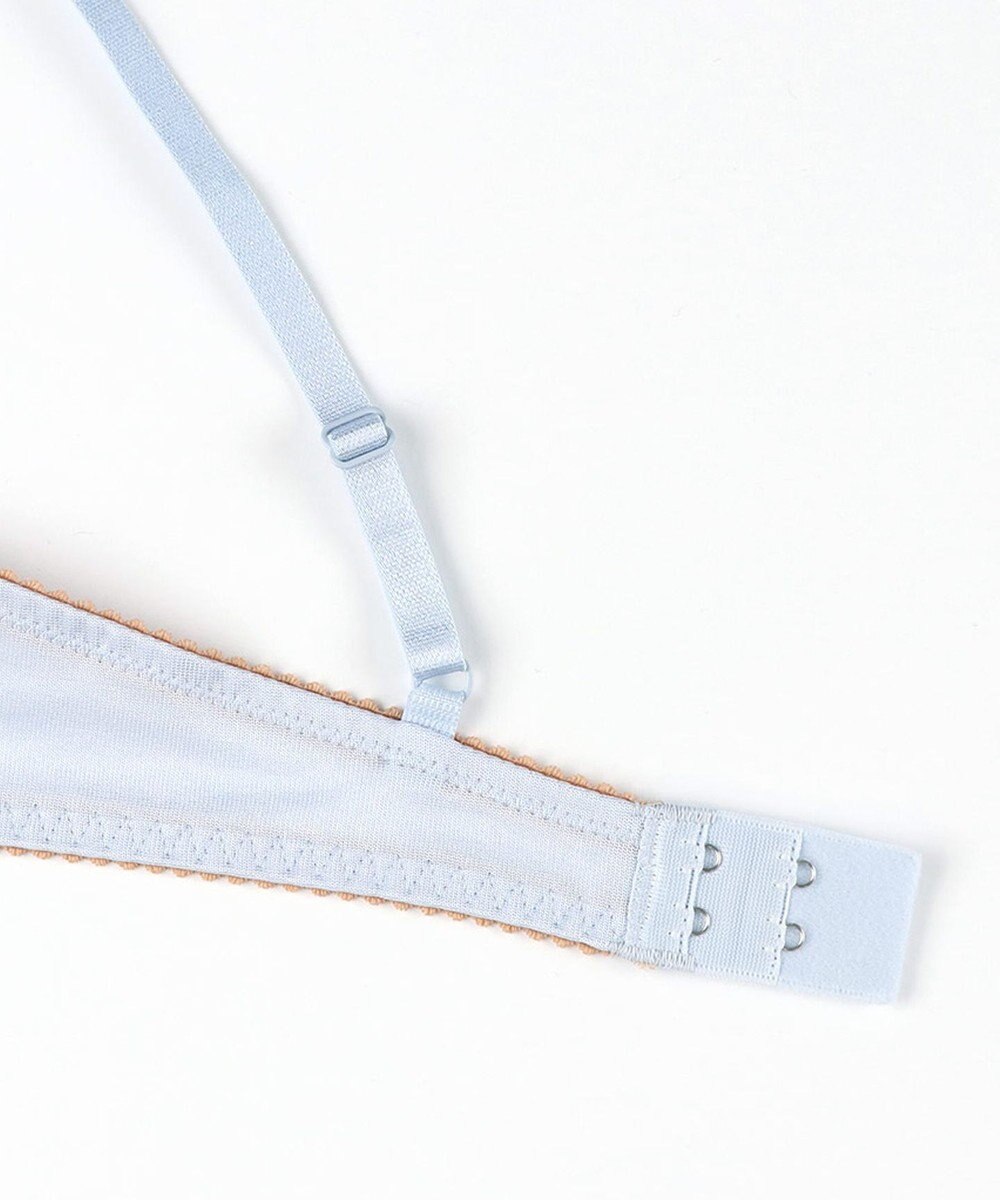 WACOAL ブラジャー 【リボンブラ 胸もとフィットながもち】 きれいな谷間をメイク 動いても谷間をキープ Gカップまで対応 大きいサイズ レディース BXB490 /ワコール 