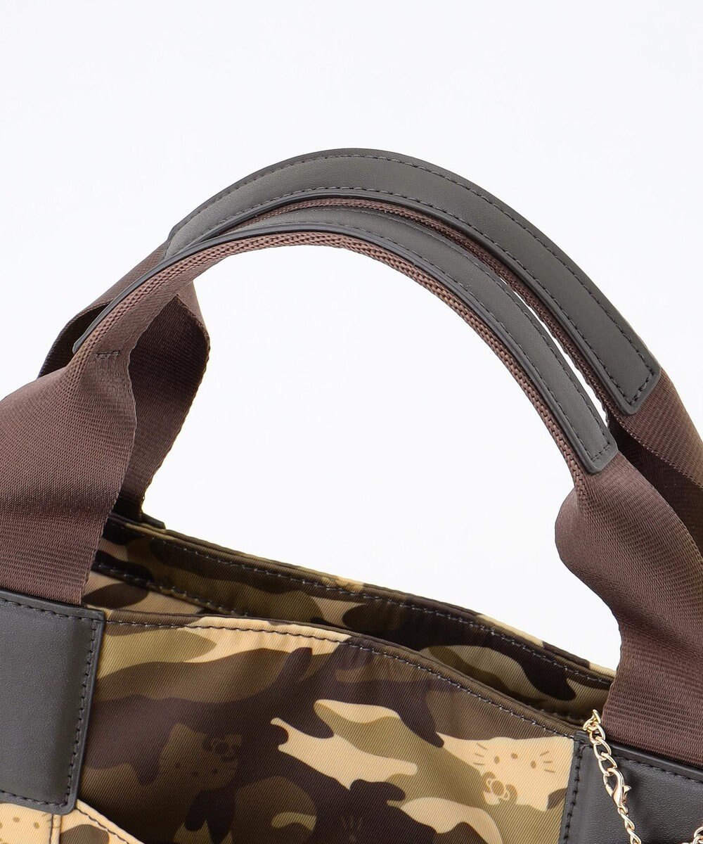 LA BAGAGERIE 【LA BAGAGERIE×HELLO KITTY】リボンチャーム付き　デイリートート　Sサイズ 