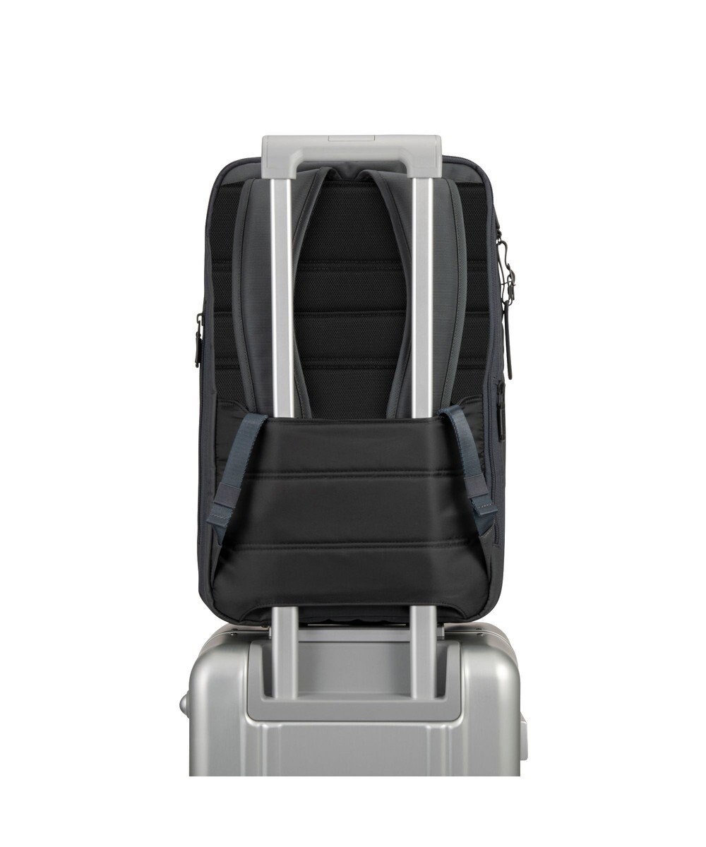 ZERO HALLIBURTON  ＺＥＳＴ３ ビジネスリュック  B4サイズ 15.6インチPC収納 20/25L 2気室 エキスパンド 81732 