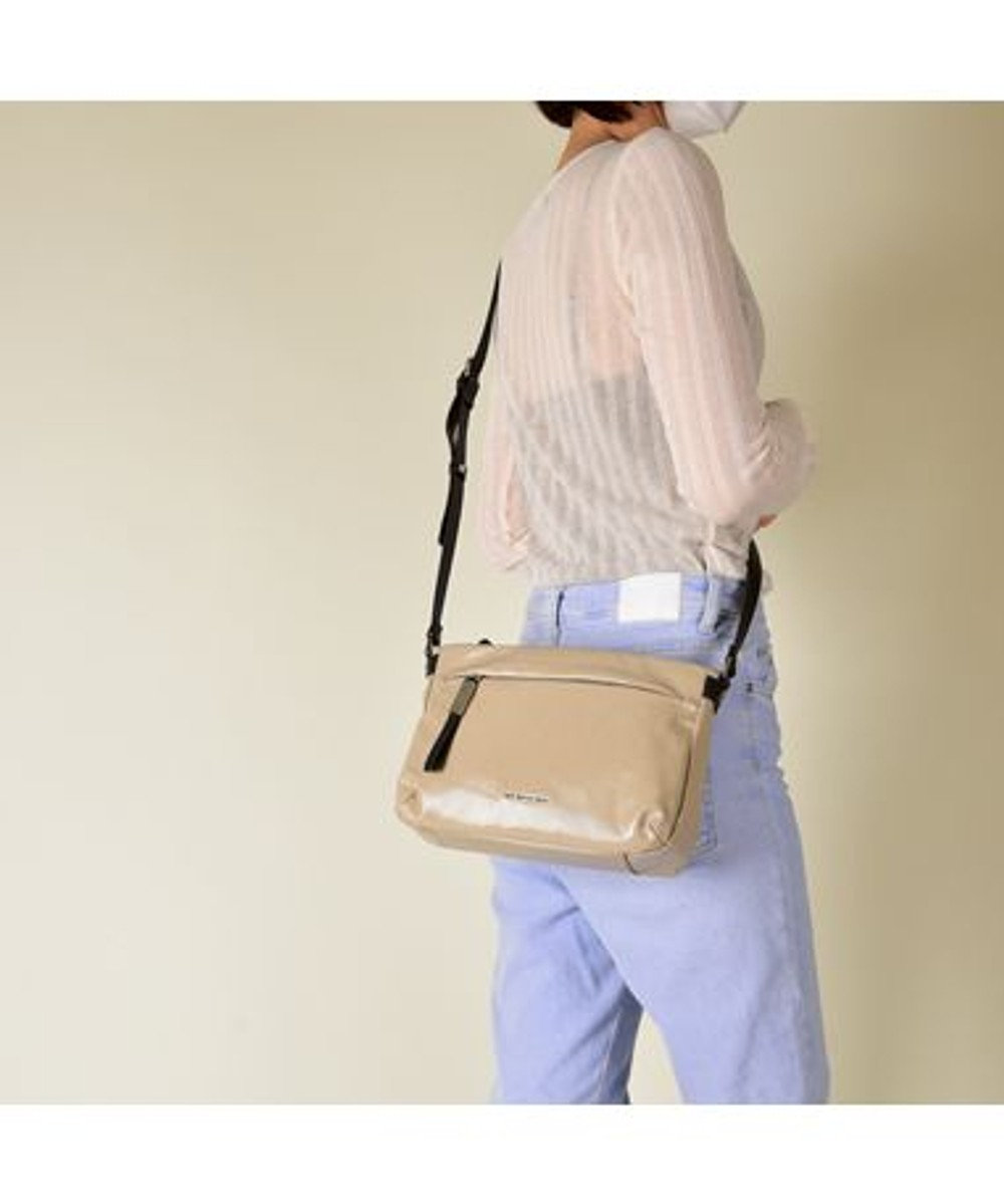 LA BAGAGERIE コーティングキャンバス ミニショルダーバッグ 