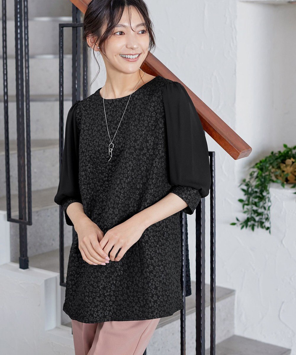 Tiaclasse L 【洗える】フラワーJQ袖シフォンチュニック 