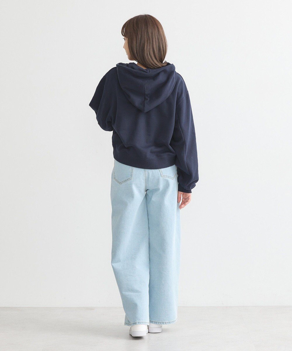 earth music&ecology Ｌｅｅ×ｅ．ｍ．ａ．ｅショート丈パーカー 