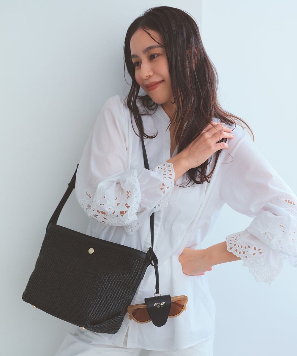 TOPKAPI 【Breath TOPKAPI】サングラスホルダー付き レザーコンビ カゴ ショルダーバッグ 