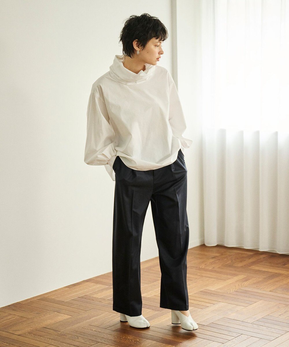 #Newans リラックスフィットタートルネックブラウス 