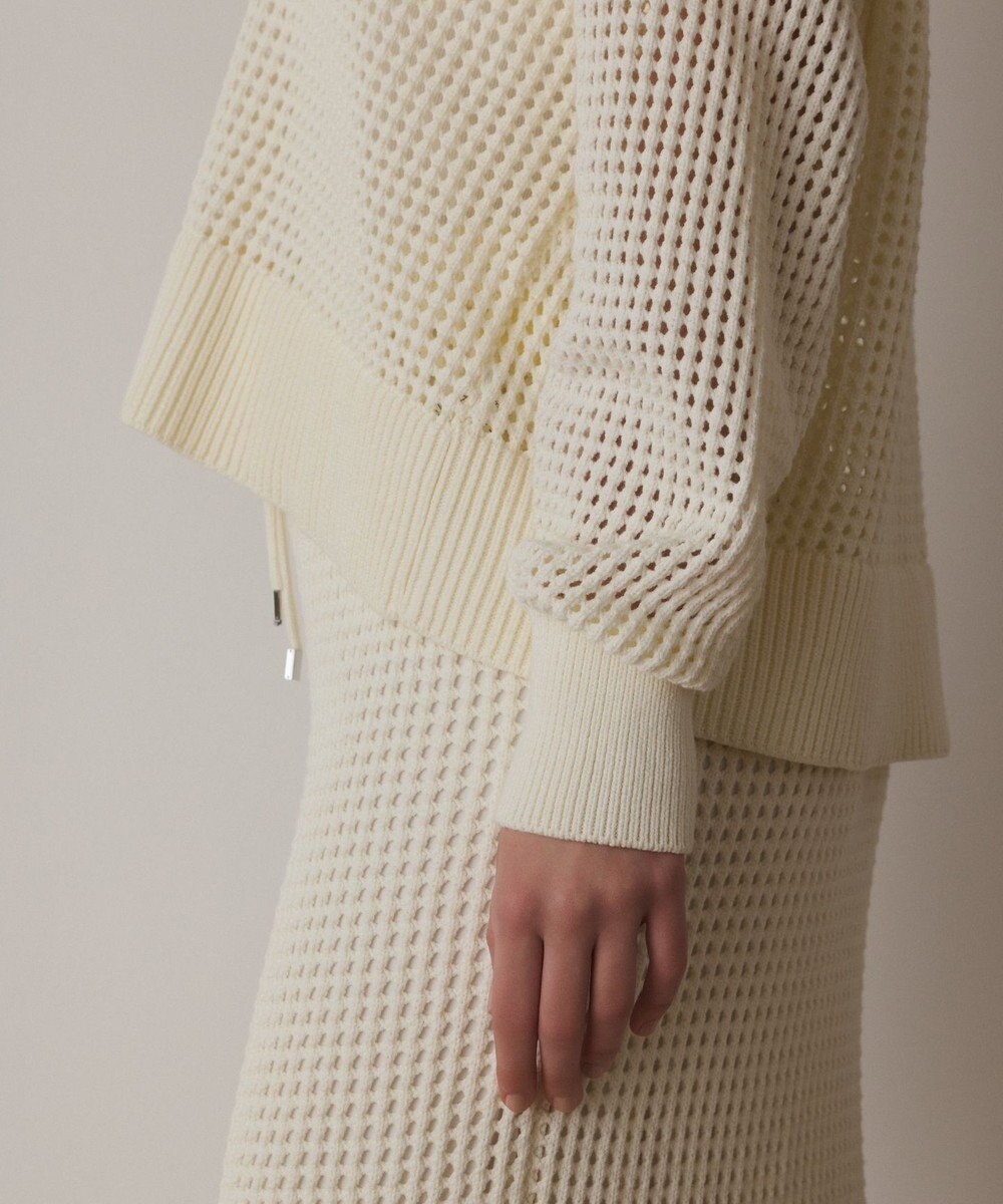 GRACE CONTINENTAL メッシュVネックニットトップ 