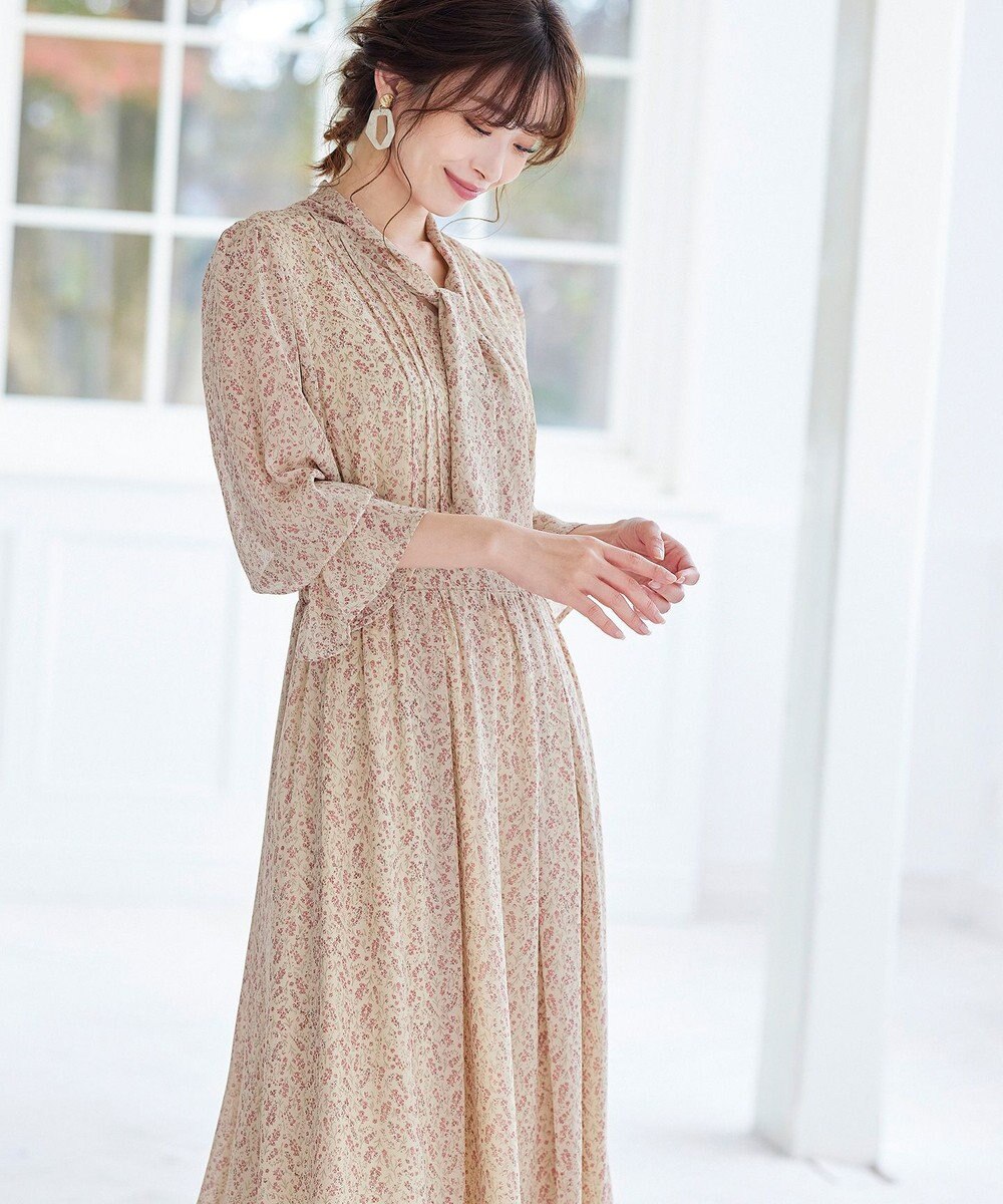 Tiaclasse L 【洗える】程良い透け感のプリントボウタイワンピース 