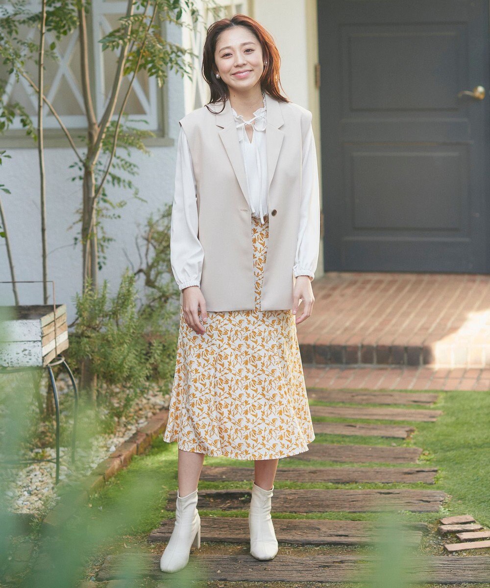 Feroux 【洗える】バックペプラム ジレ 