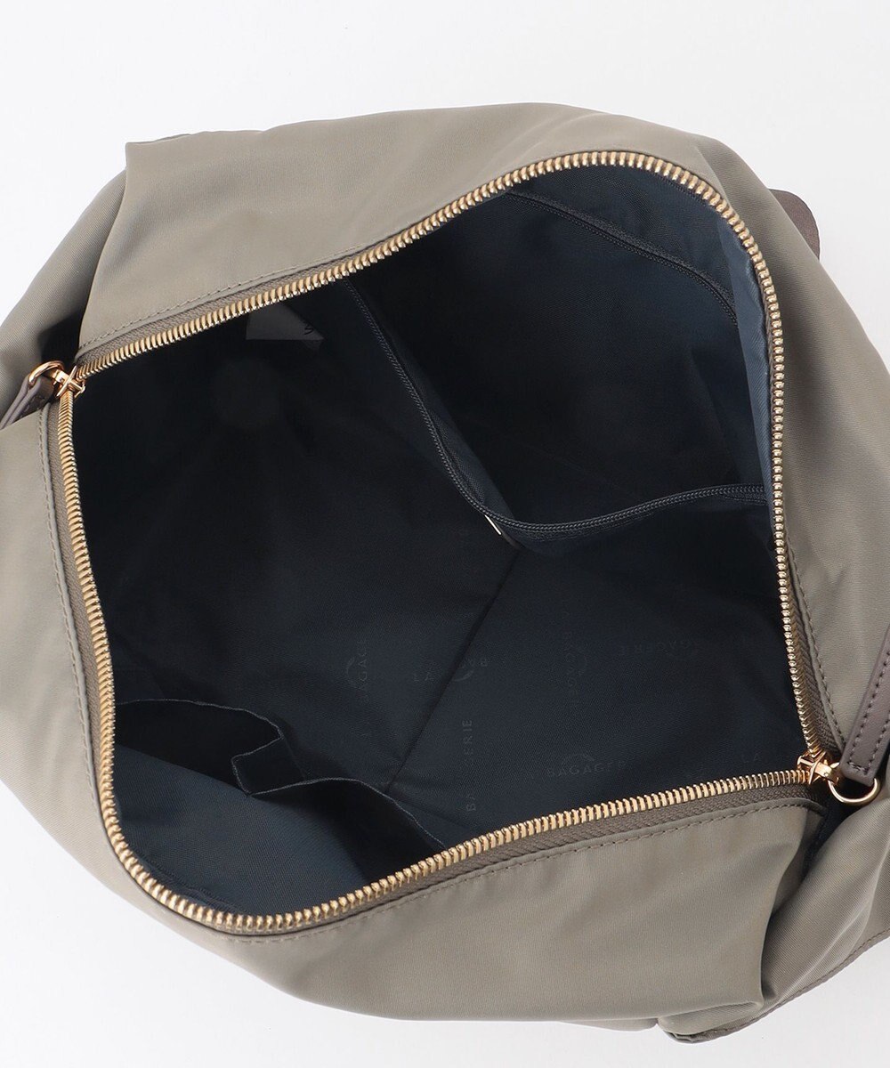 LA BAGAGERIE メタルバックル　ボックスショルダー　Sサイズ 