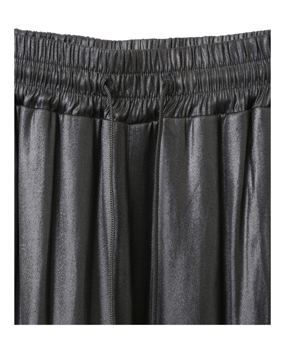 YECCA VECCA グロッシーコーティングサテンパンツ 