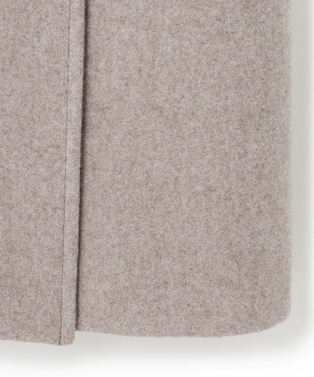 BEIGE， LAIRES / チェスターコート 