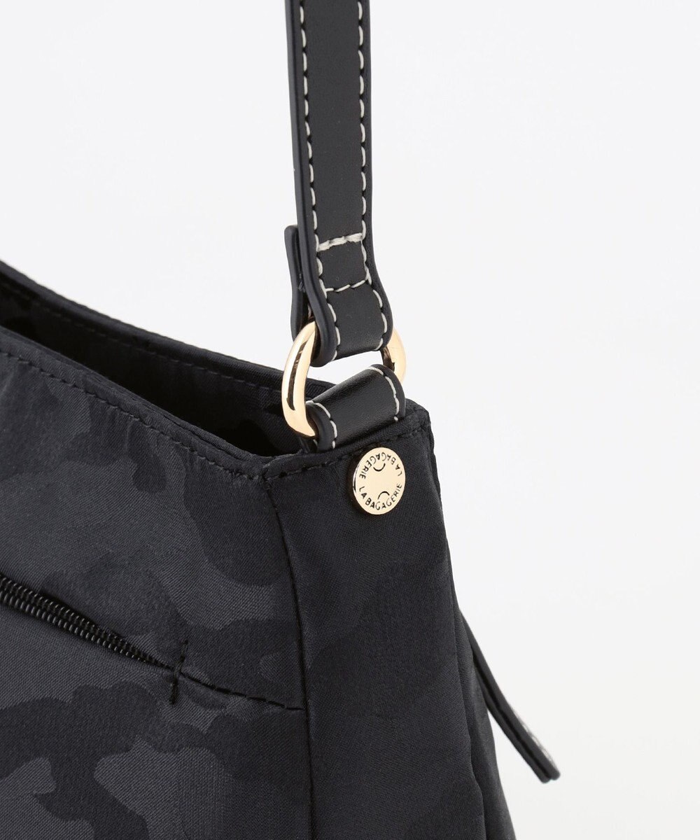 LA BAGAGERIE シャドージャカード ショルダーバッグ 